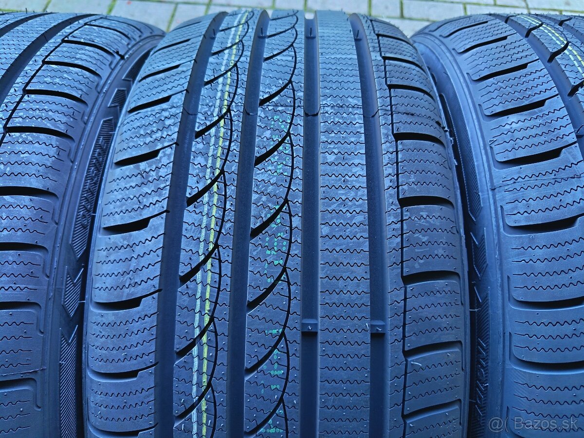 zimne pneu 245/40 R19 - 3