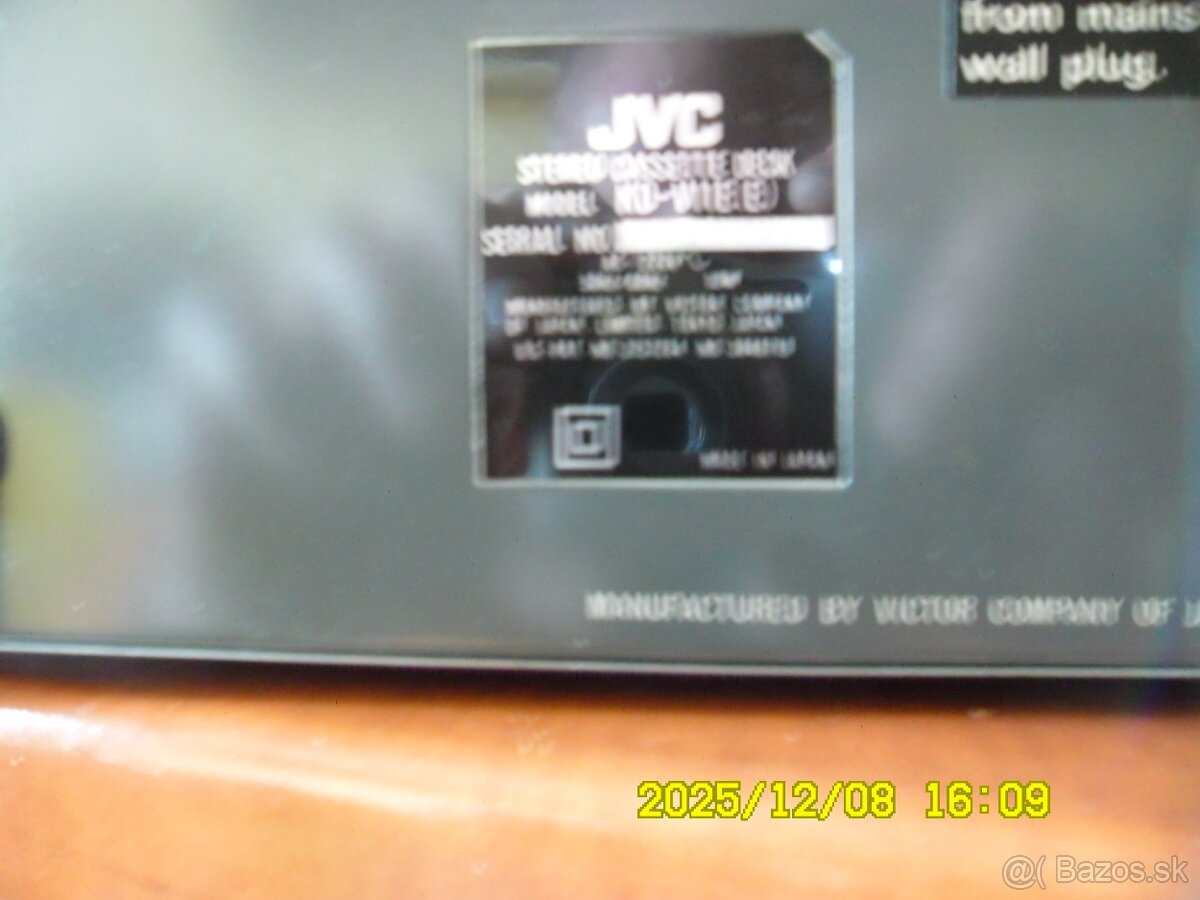 Kazetovy deck JVC - 3