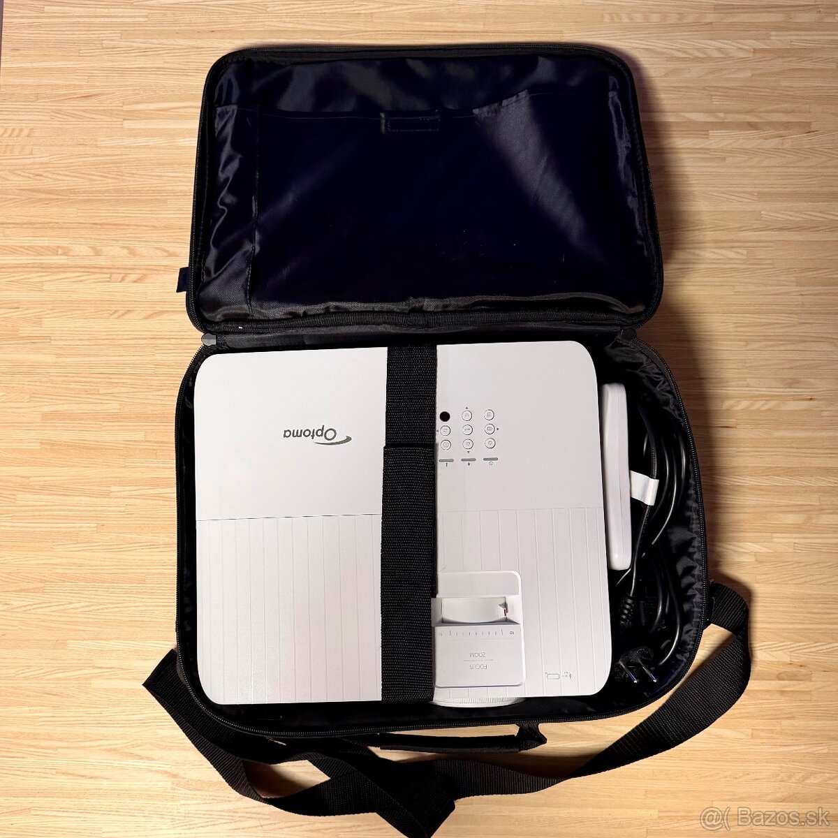 Optoma UHD35x (4k,DLP, HDR, 4ms) - 3