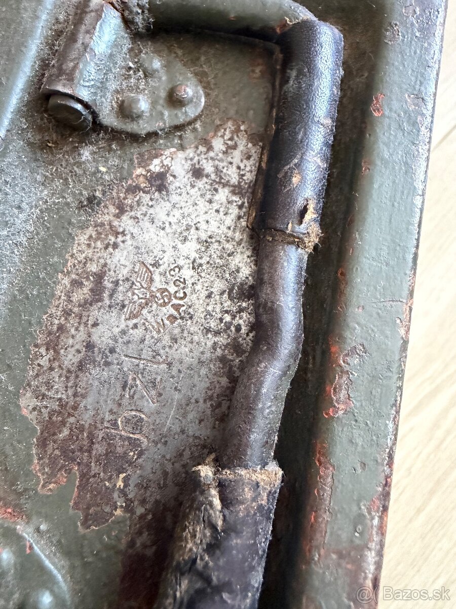 MG42/34 kastlík + dve knihy - 3