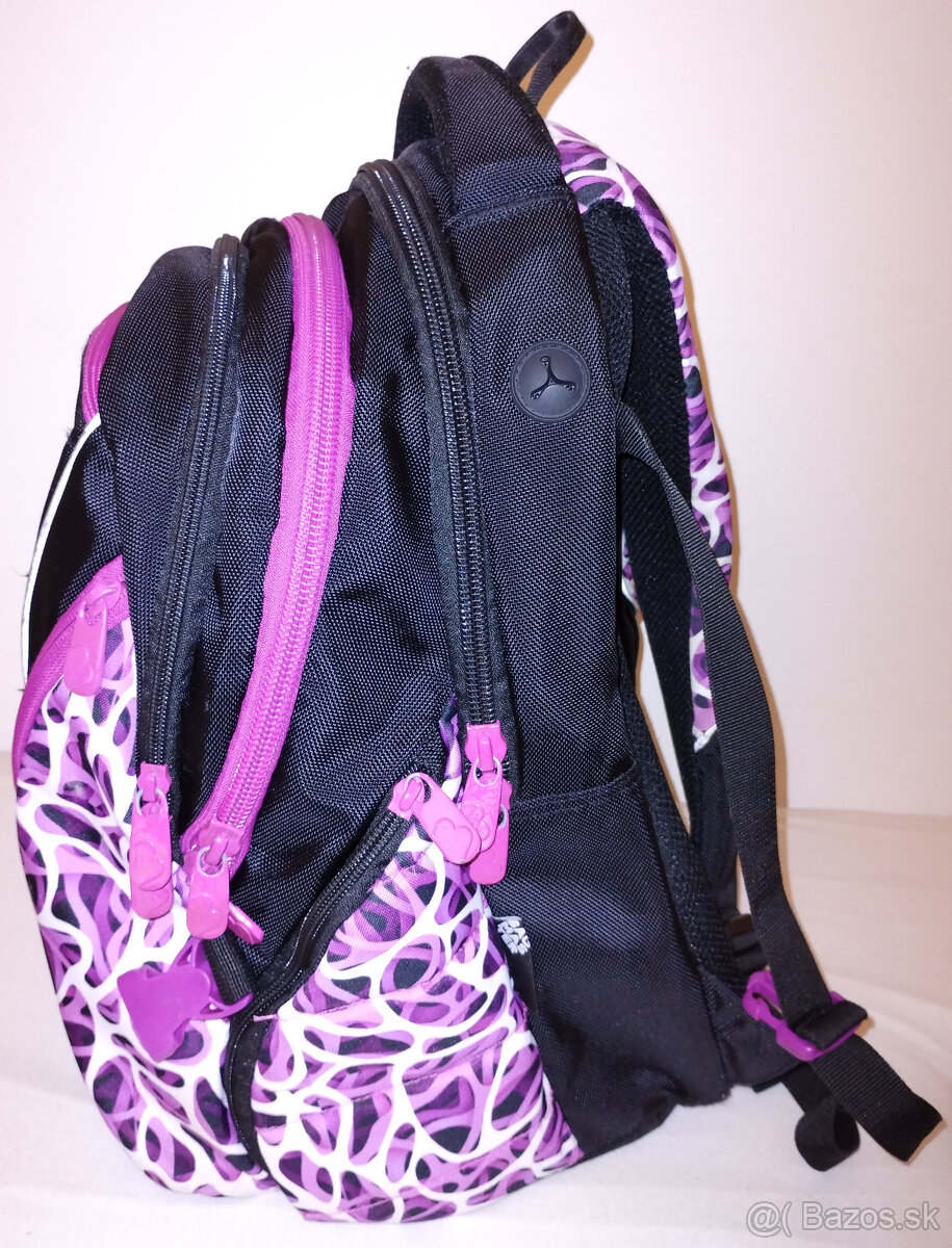 Pekný školský batoh + vrecúška - 3