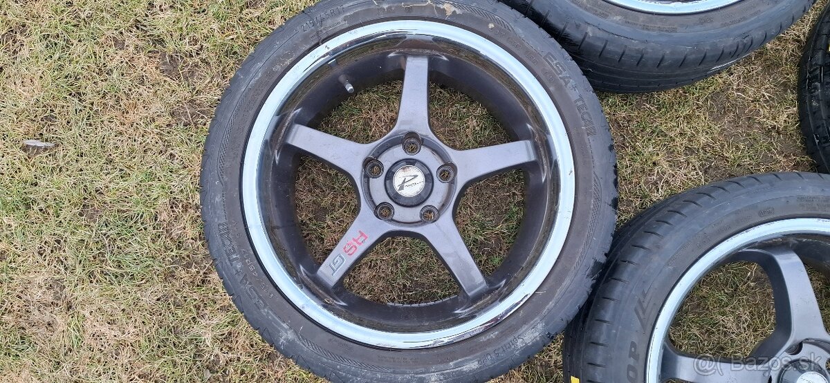 Letna sada 5x114,3 215/45 R17 - 3