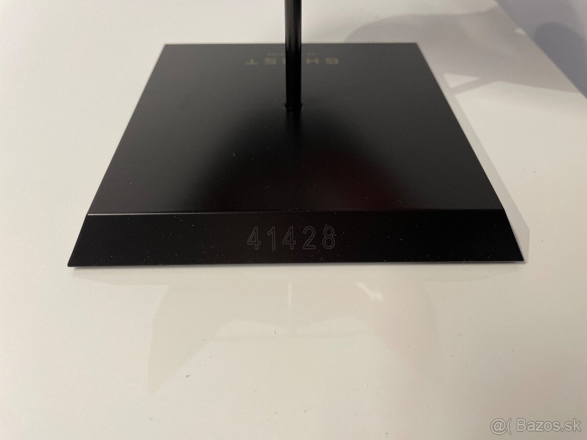 Ghost of Tsushima – samurajská maska z Collector’s Edition - 3