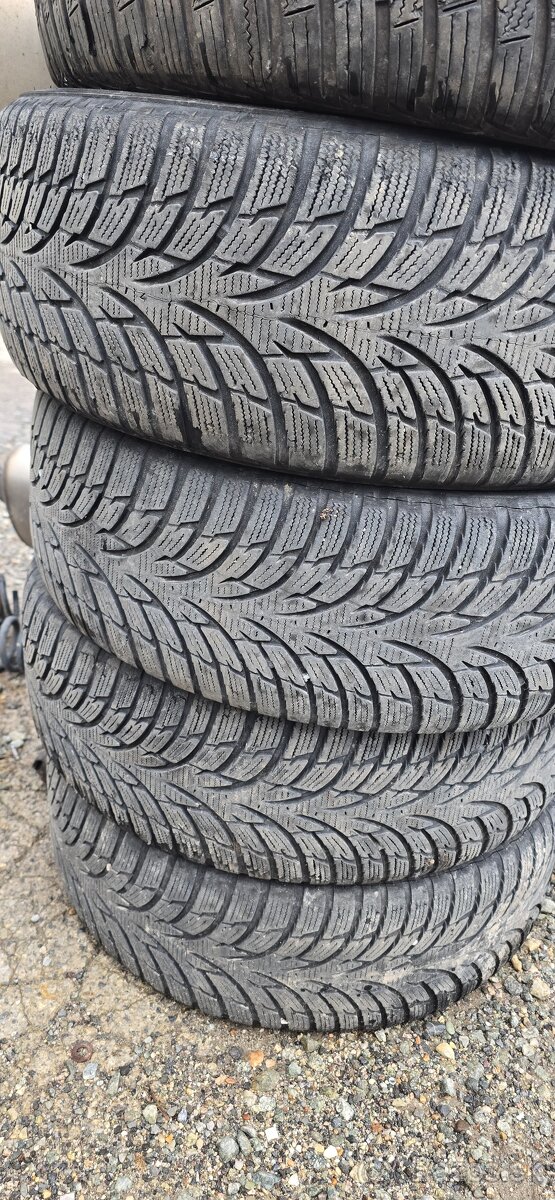 205/55 r16 zimne pneu - 3