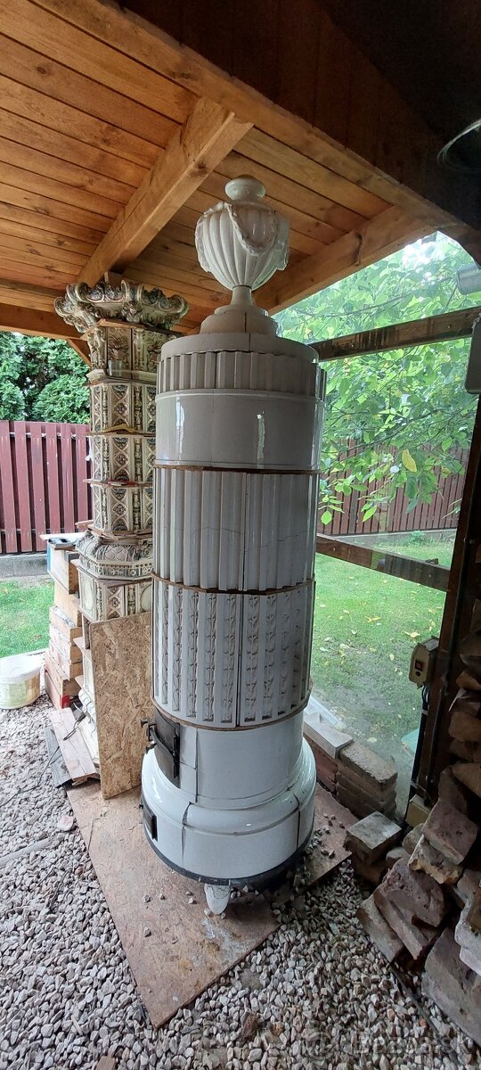 Starozitná kachlová pec - 3