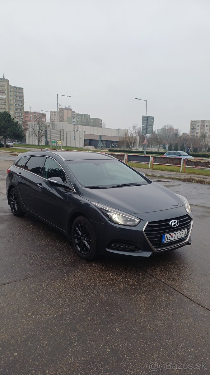 Hyundai i40 CW combi 1.7 CRDI AUTOMAT - 3