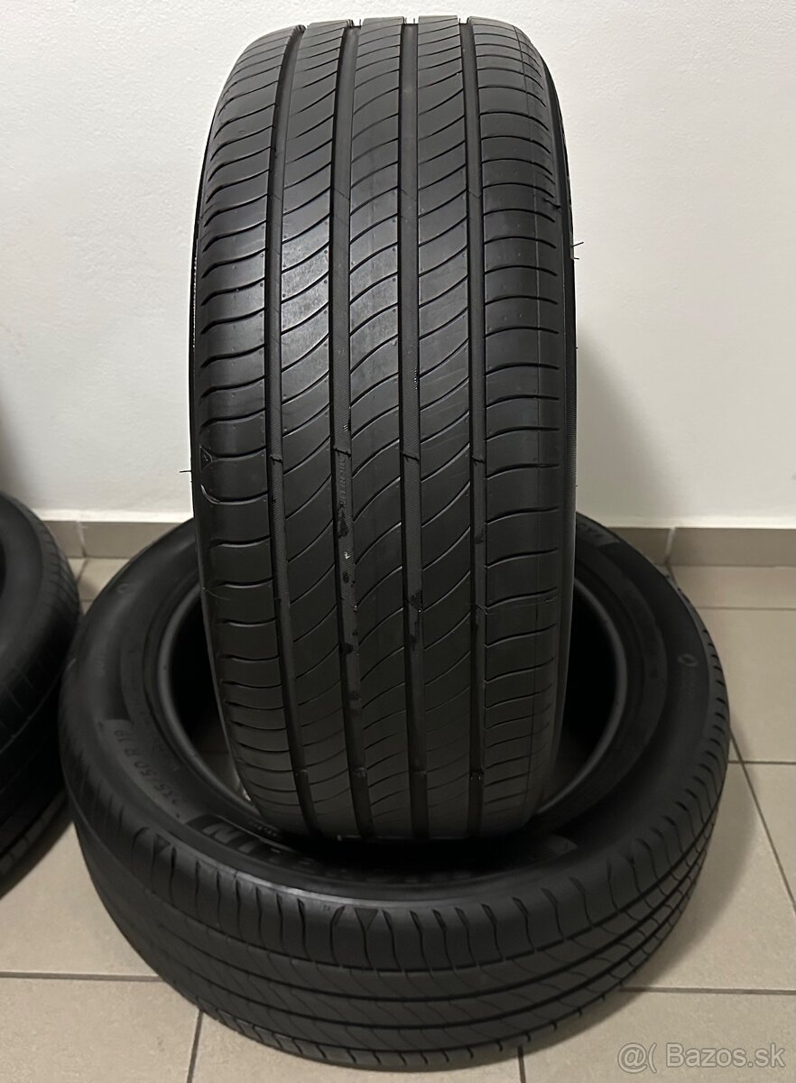 Letné pneu MICHELIN Pilot Primacy 4 235/50 R19 - 3