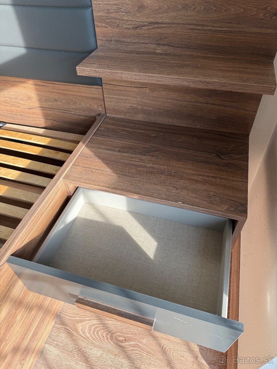 Manželská posteľ 180x200 - 3