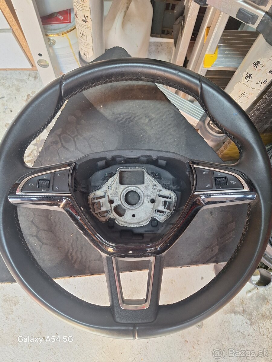 Volant octavia vw fabia - 3