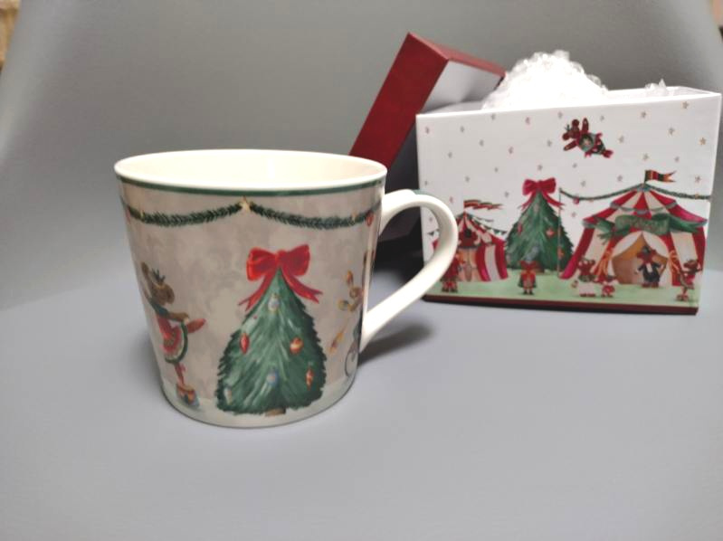 keramicka vianocna šálka s krabicou - 3