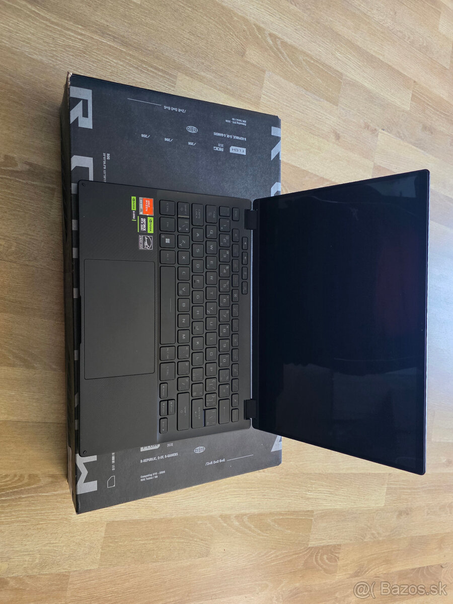 ASUS ROG Flow X13 2v1 GeForce RTX 4060 8 GB - 3