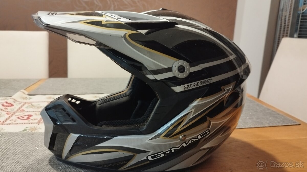 Predám motokrosovej prilbu - 3