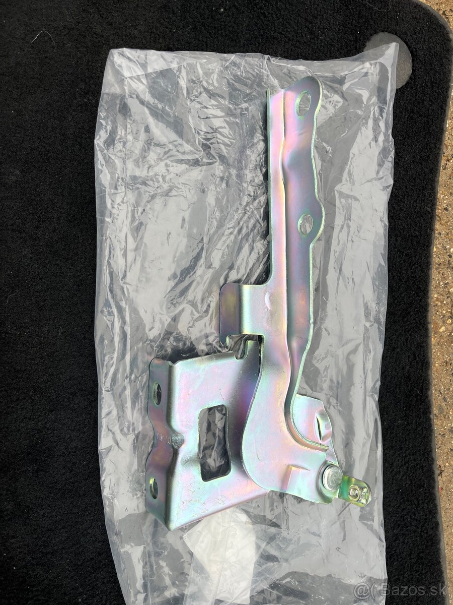 Pánt prednej kapoty Hyundai ix35 PP - 3