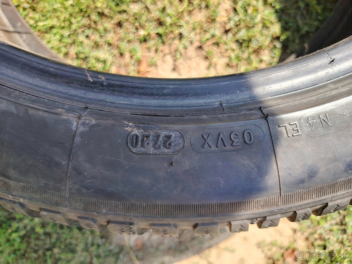 Zimná pneumatika 235/45 r 18 - 3