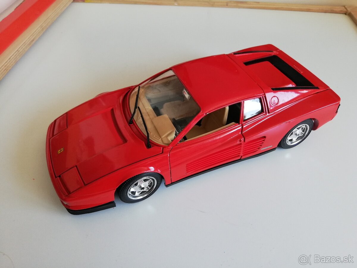 1:18 FERRARI testarossa Bburago cervena - 3
