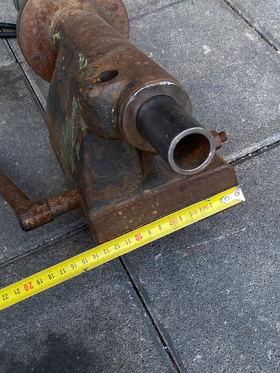 Koník na sústruh - 3