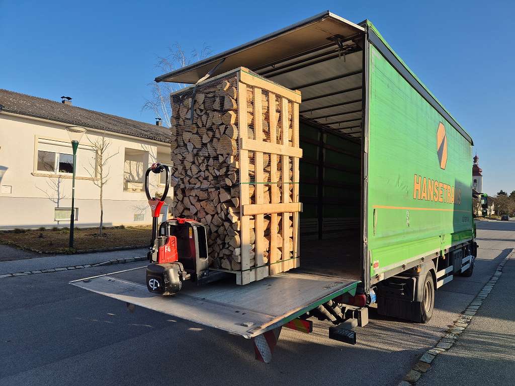 Palivové drevo 1,8 metrova paleta - 3