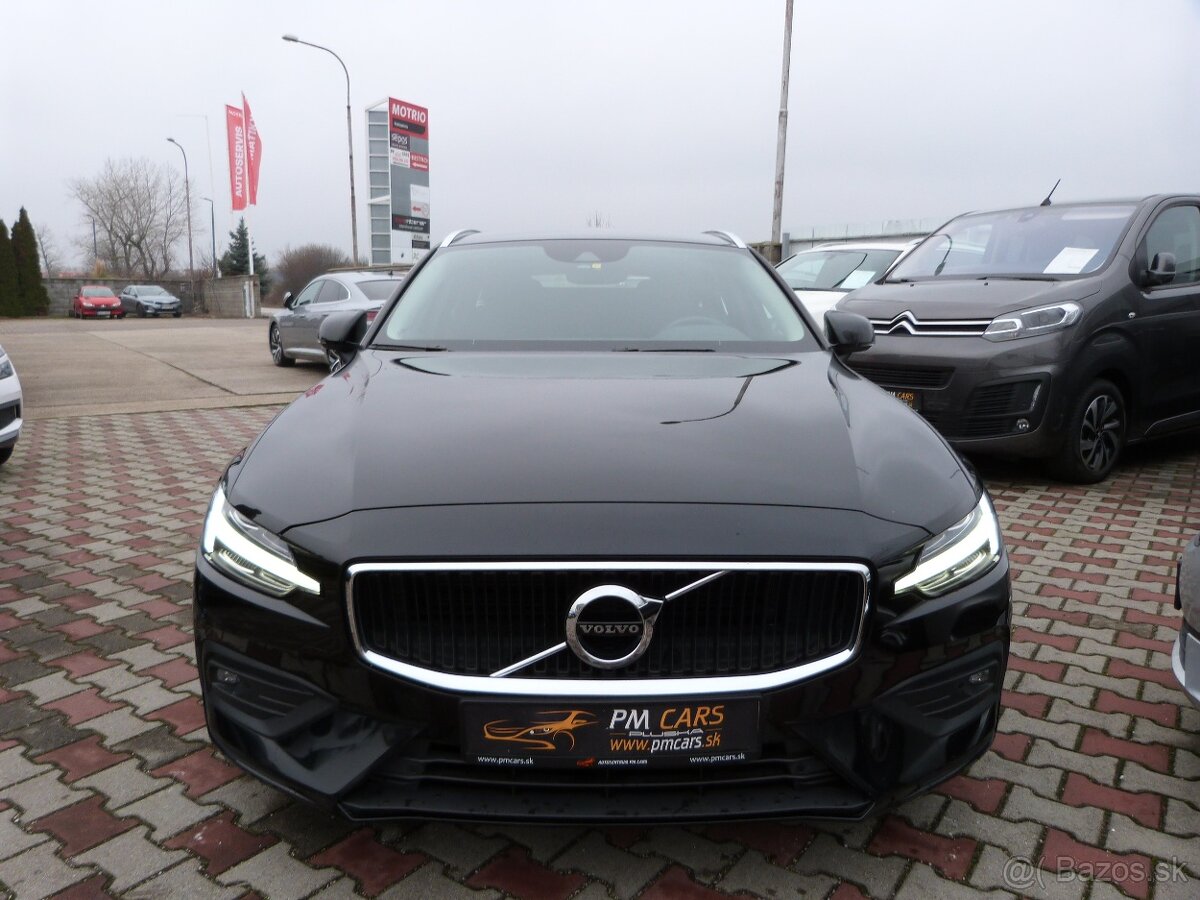 Volvo V60 B4 Momentum Pro A/T - 3