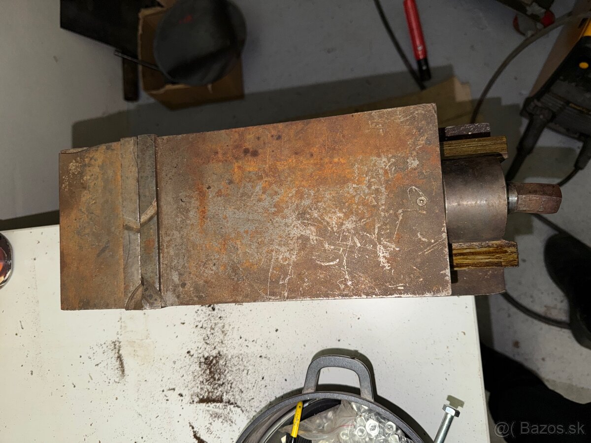 Strojny zverak 160 - 3