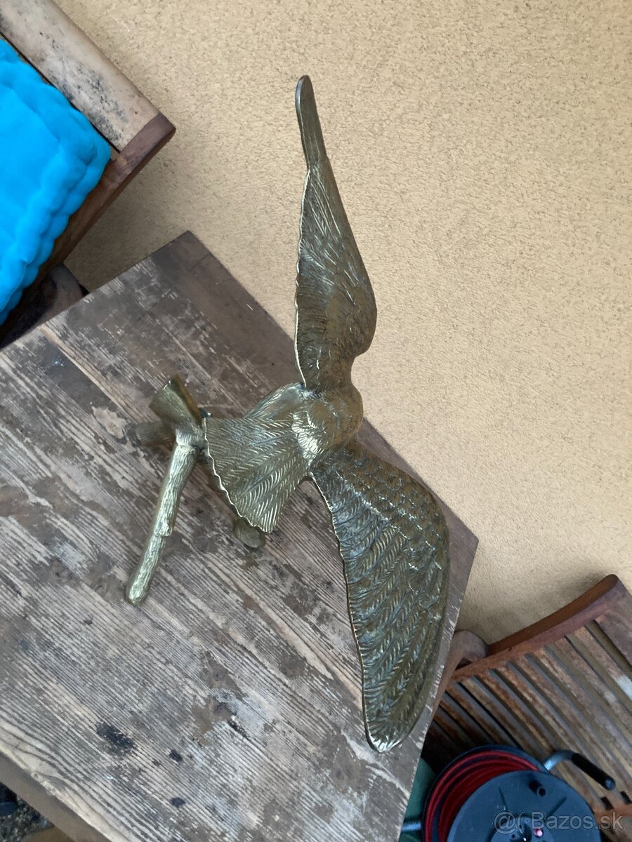 Socha Orla - mosaz - 3