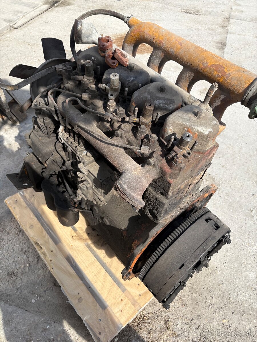 Predam motor Zetor 6001 - 3