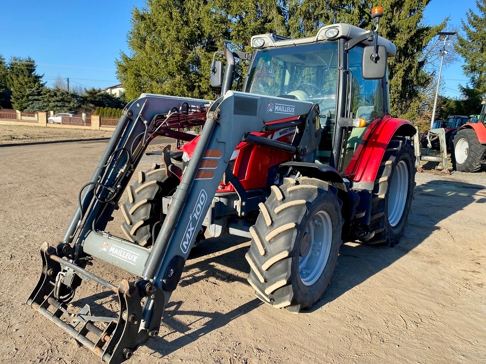 Massey Ferguson 5609 - 3