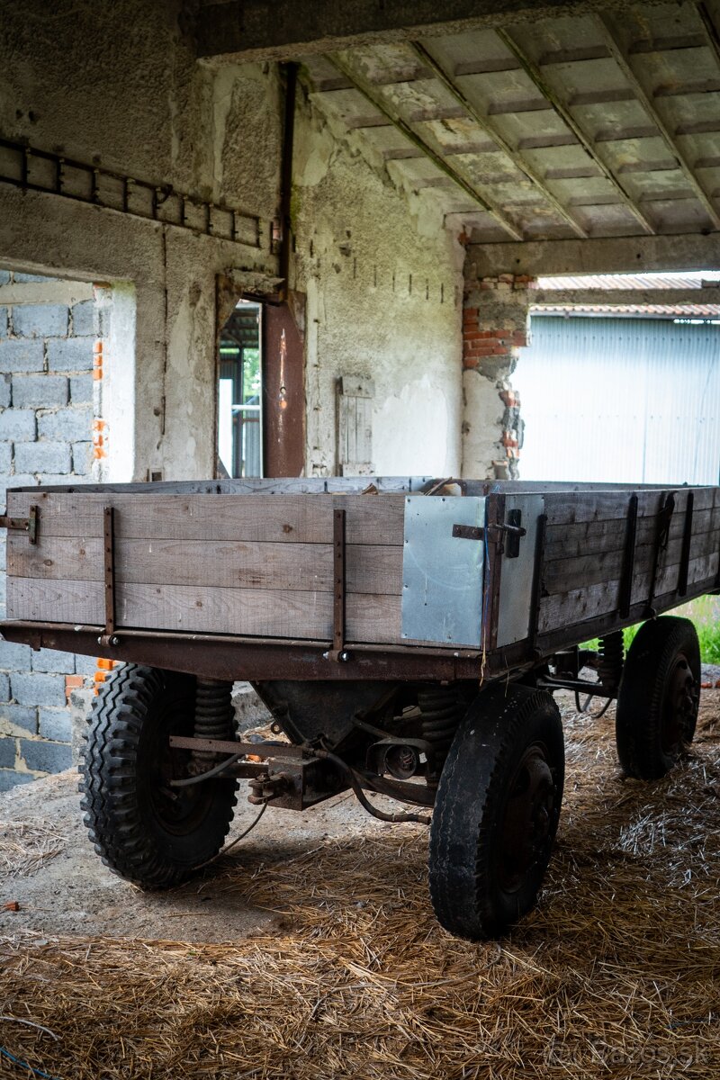Vlečka za traktor- rumunka - 3