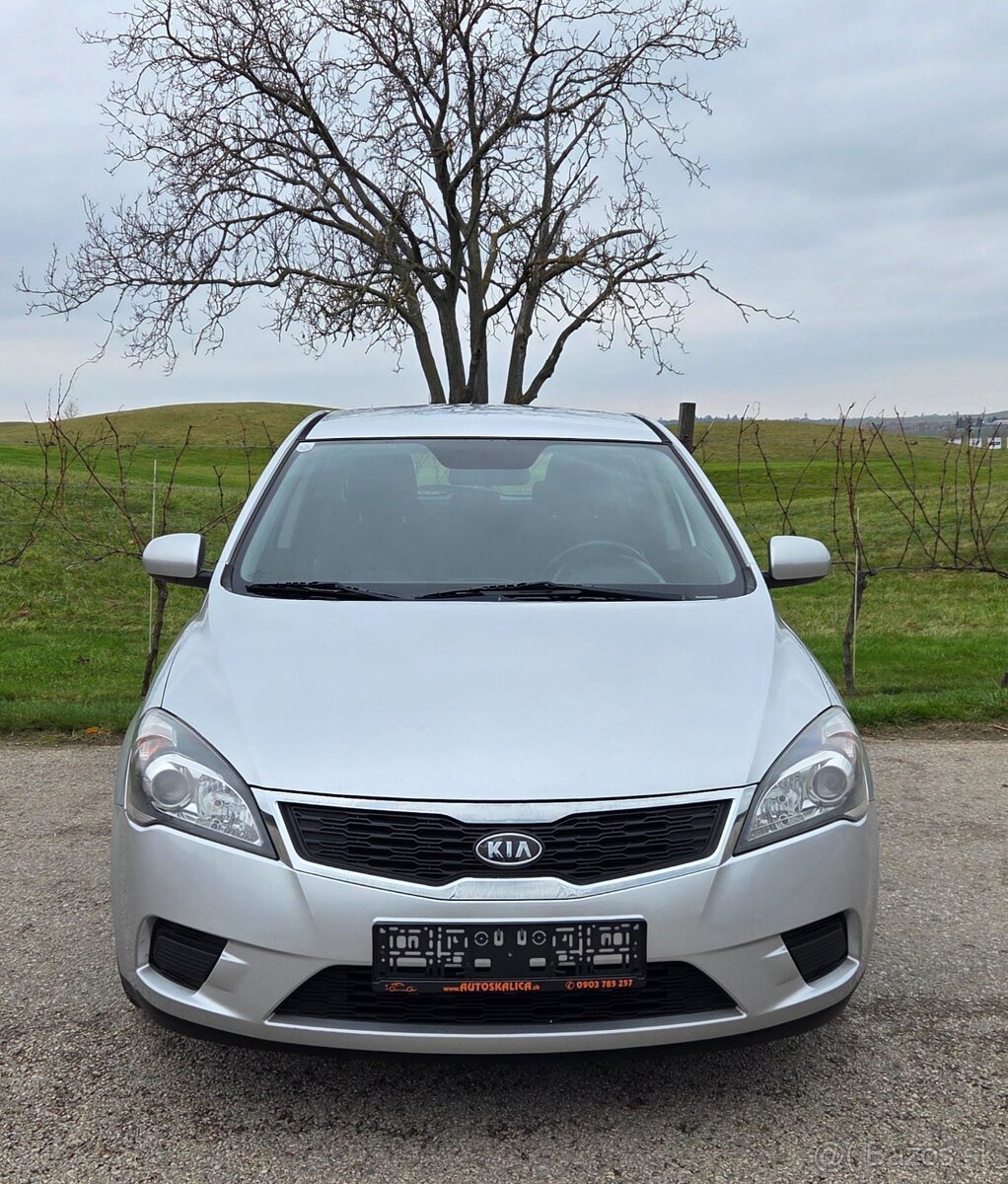 Kia Ceed 1.4 16V 66KW/90PS R.V.03/2012 - 3
