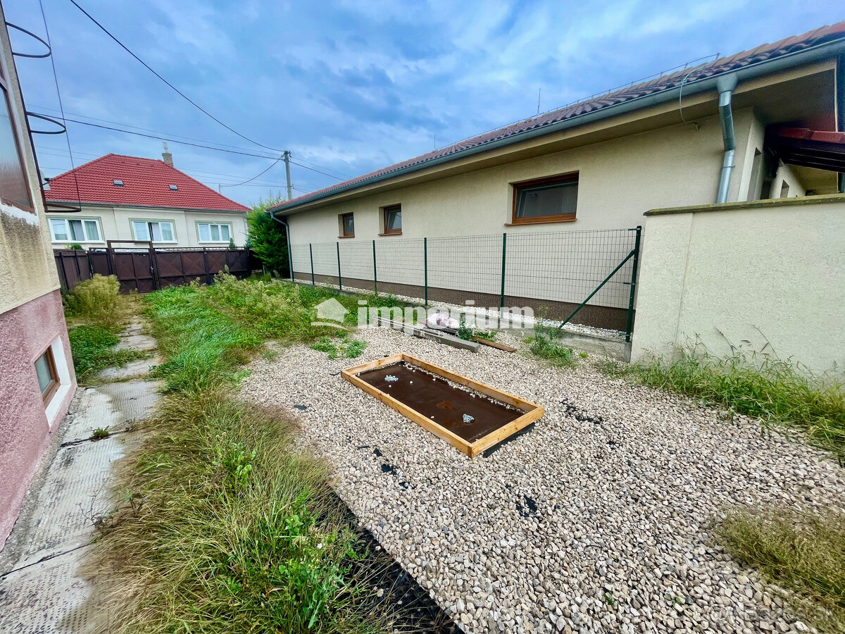 Gabčíkovo - predaj 4 izb. rodinného domu v okrajovej časti m - 3