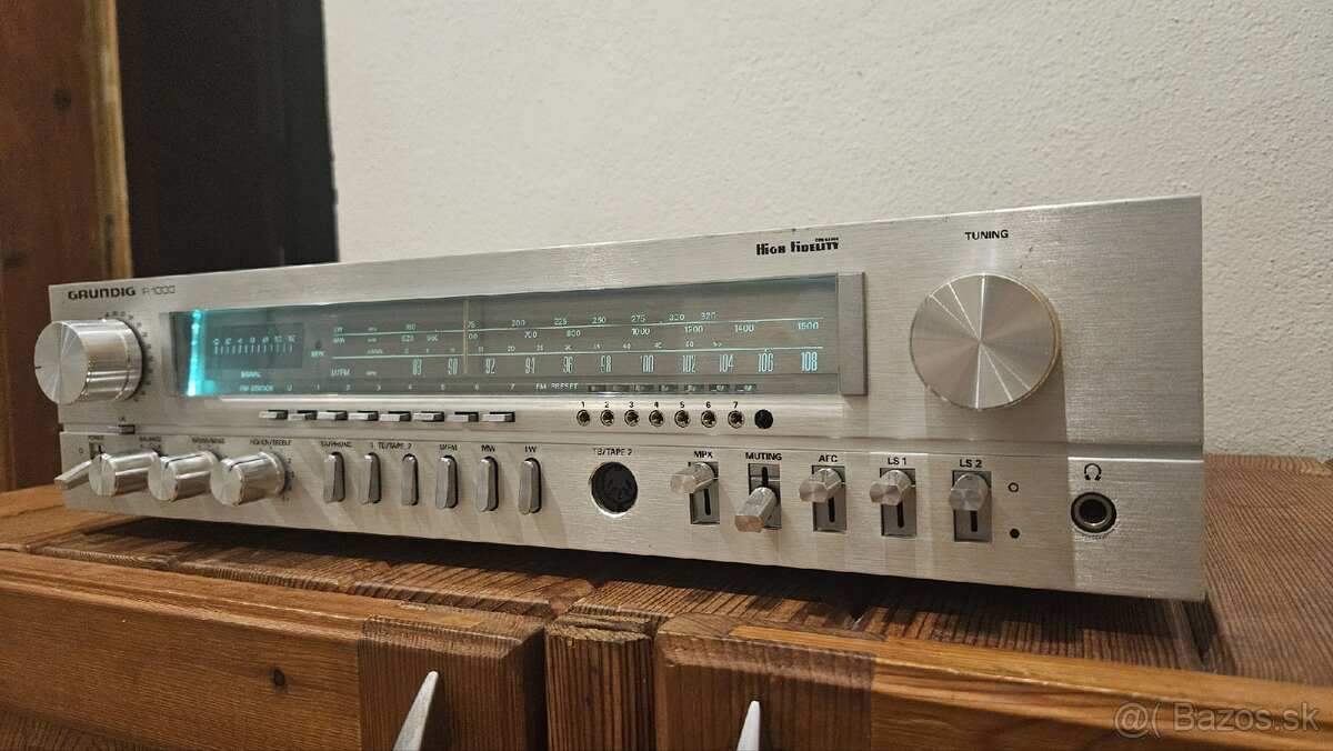 Grundig R1000 - 3