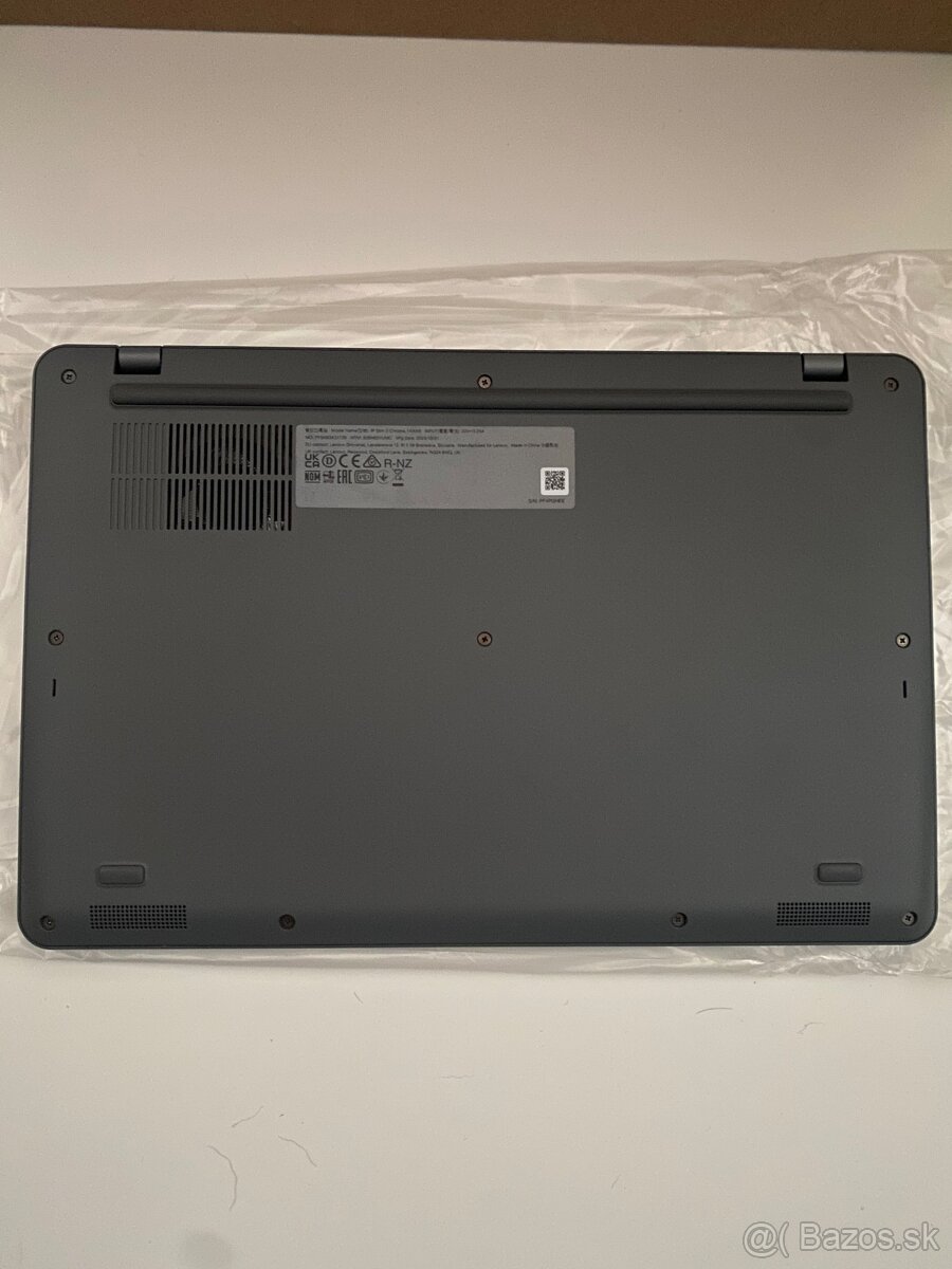 Predam nový notebook LENOVO - 3