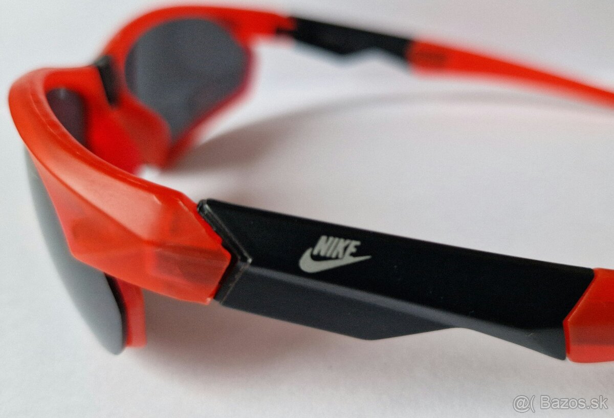 slnečné okuliare Nike - 3