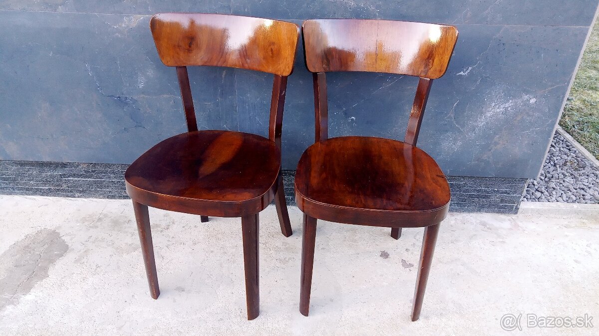 Drevené stoličky . - 3