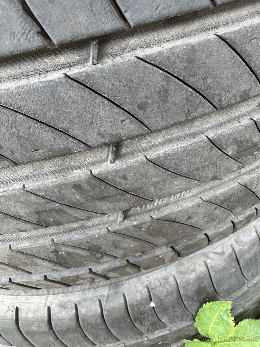 Michelin 225/45 R17 - 3
