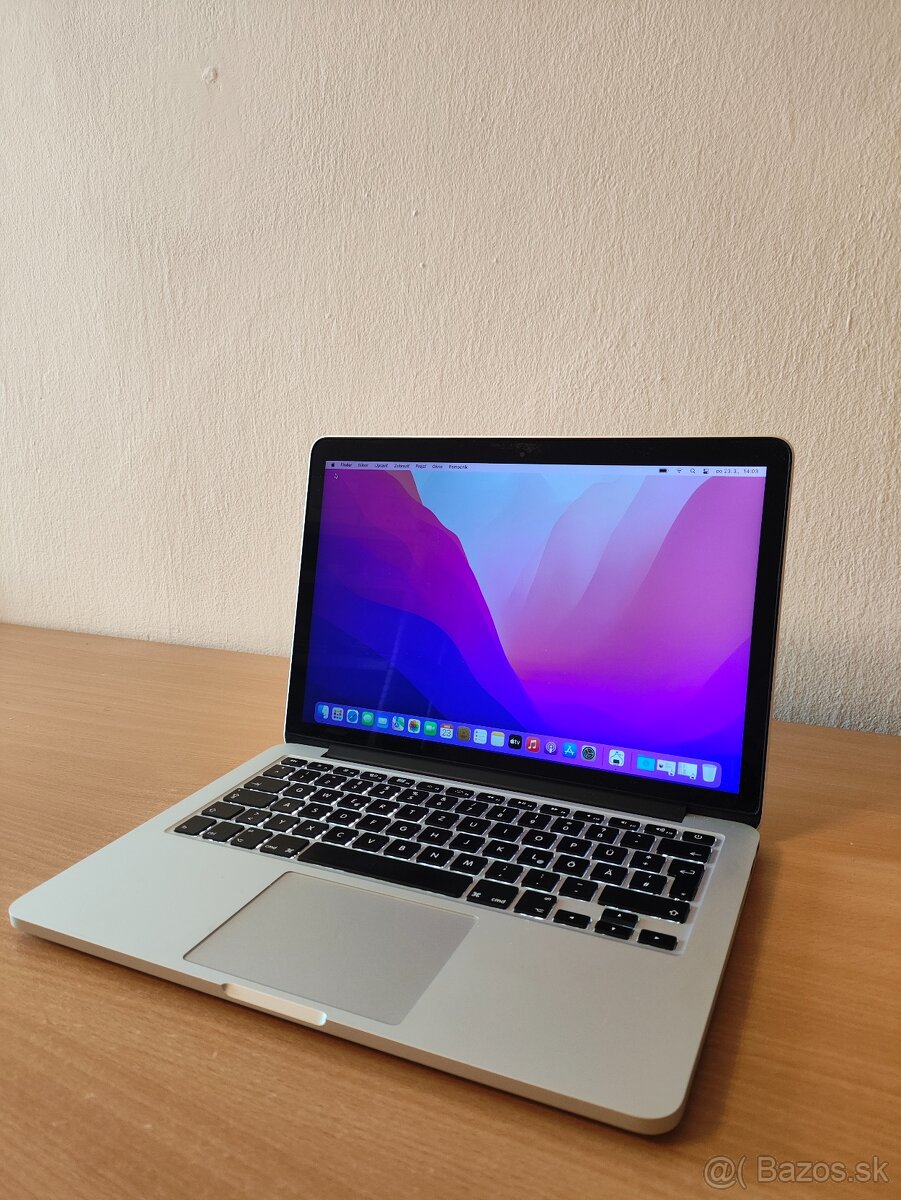 MacBook Pro 2015 13" | i5 • 8GB • 256GB SSD - 3