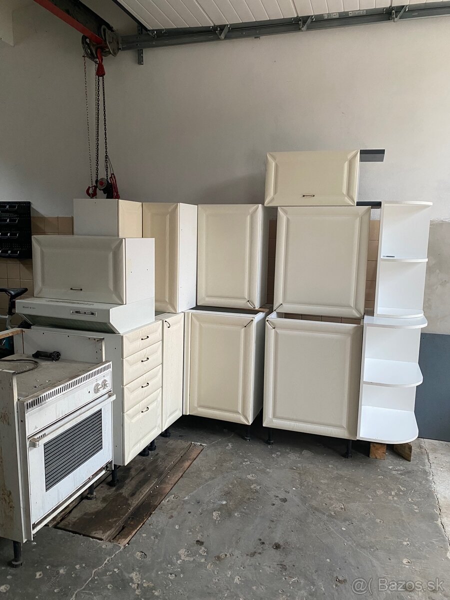 Kuchynská linka - 3