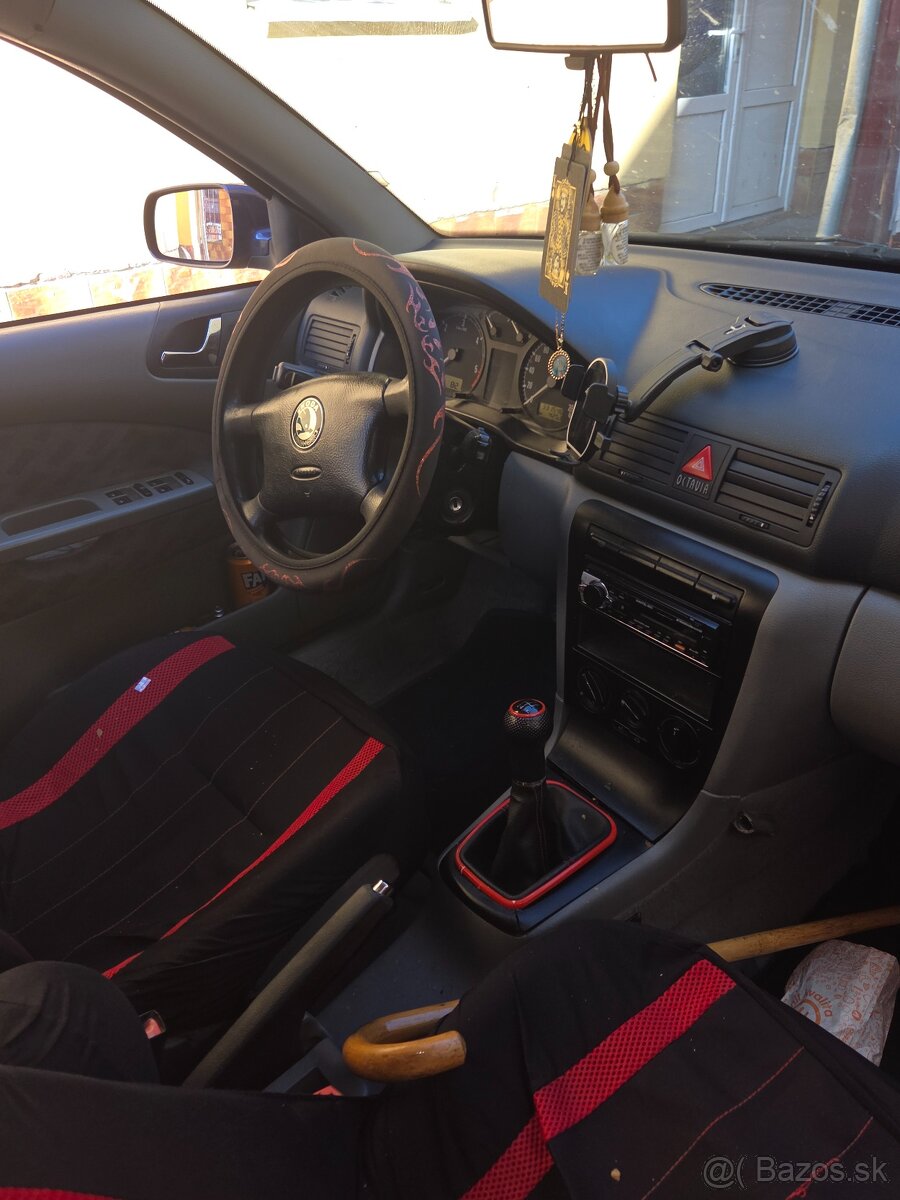 Skoda Octavia 1 - 3