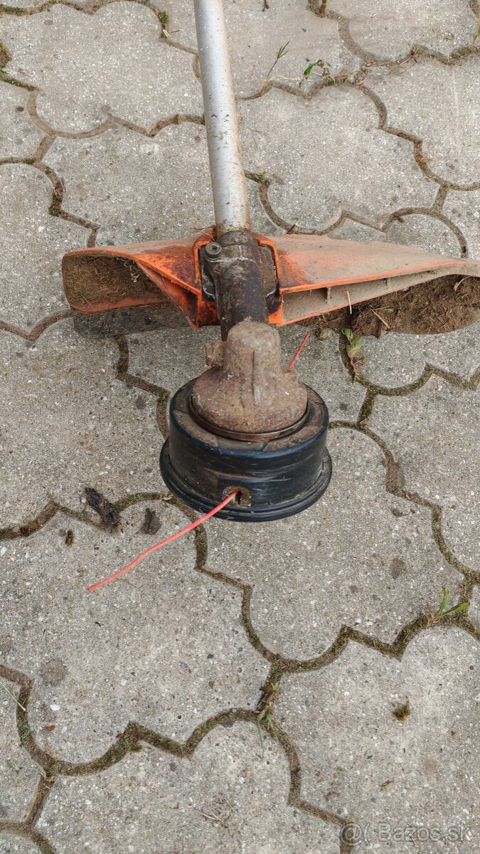 Benzínový krovinorez STIHL FS 111 - 3