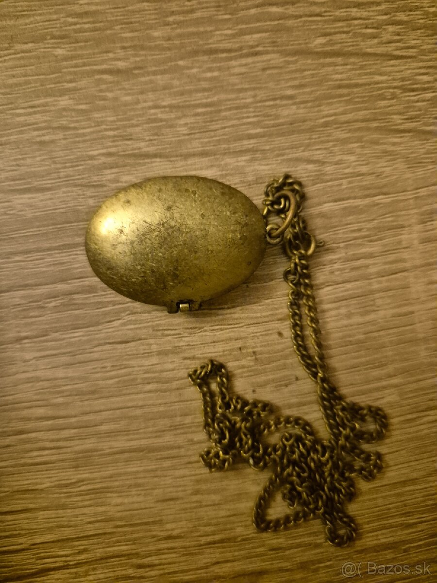 Medailonik s retiazkou - 3