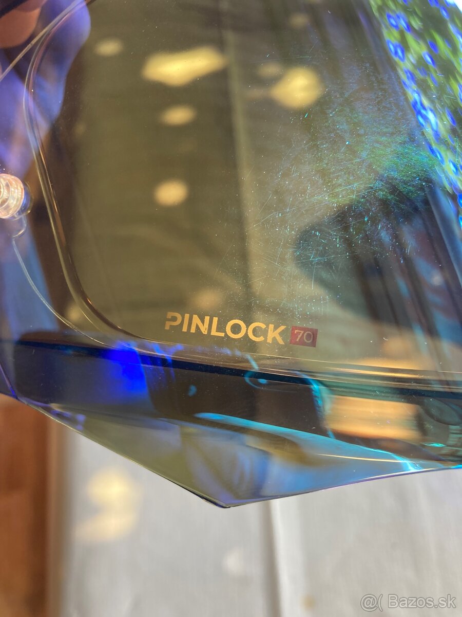 Plexi na prilbu KYT R2R blue - 3