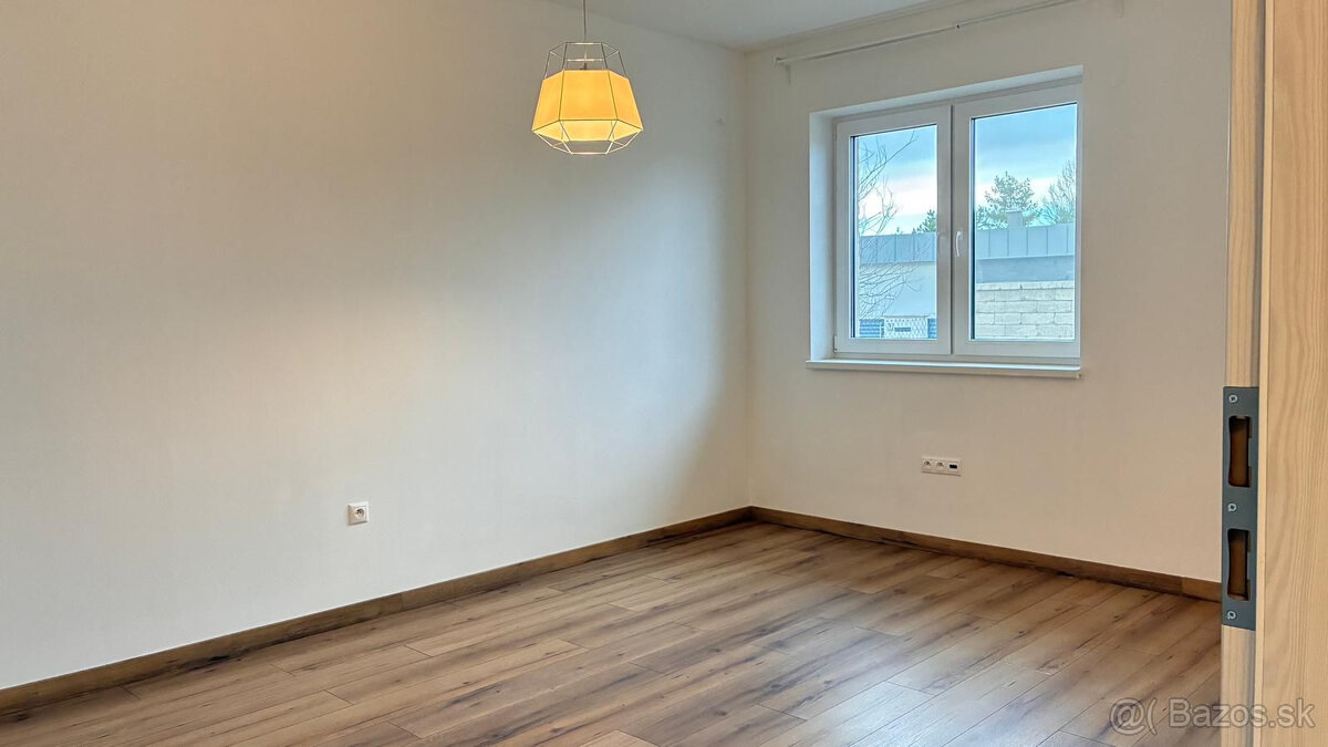 PREDAJ - DOM, KDE SA BÝVANIE MENÍ NA POCIT DOMOVA - 3