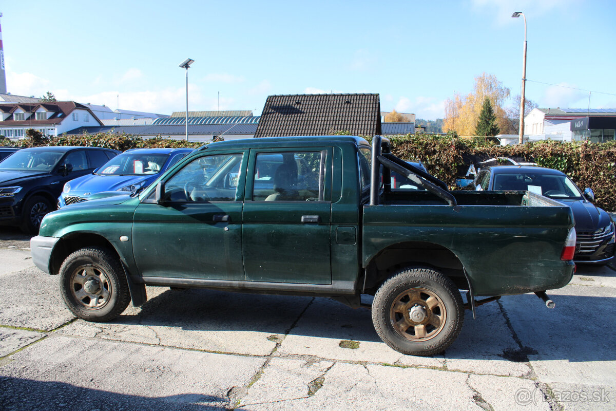 Mitsubishi L 200 Pick UP 4WD TD DK Invite - 3