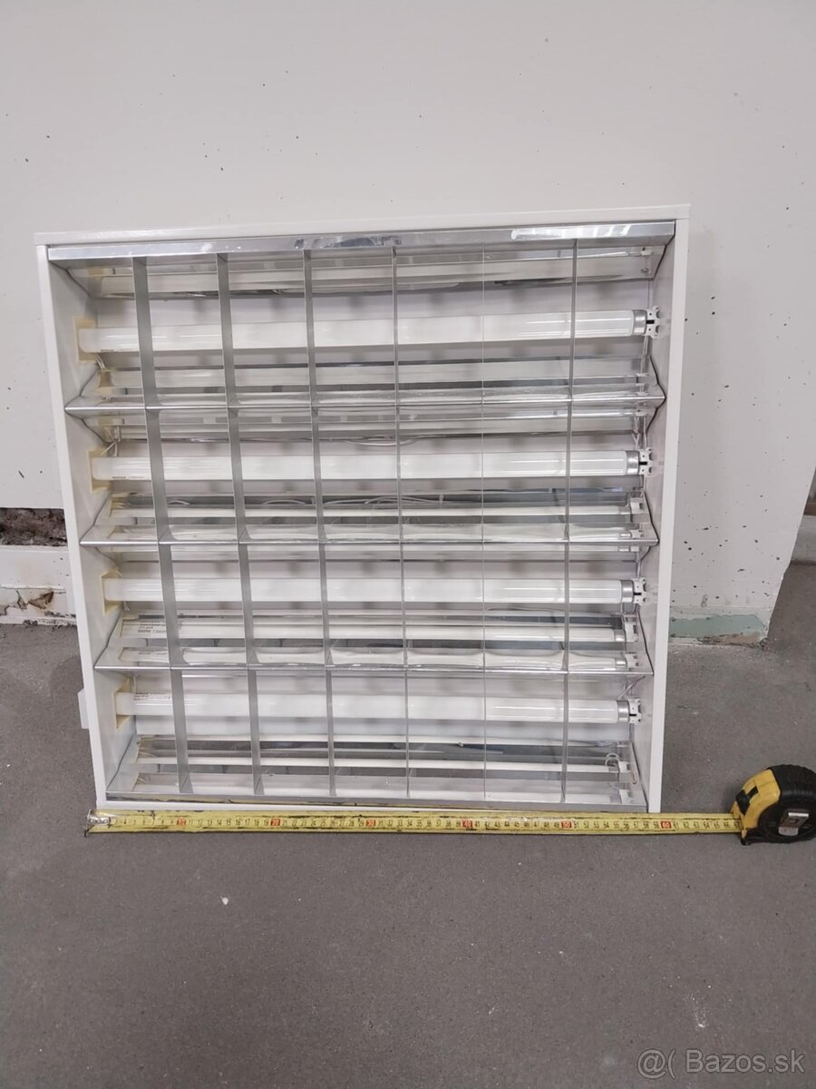 Predáme stropné svietidla - 3