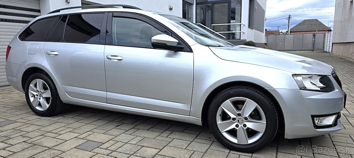 Škoda Octavia Combi 1.6 TDI Elegance - 3