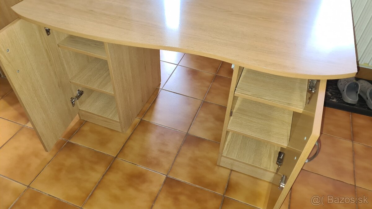 Kancelársky stôl - 3