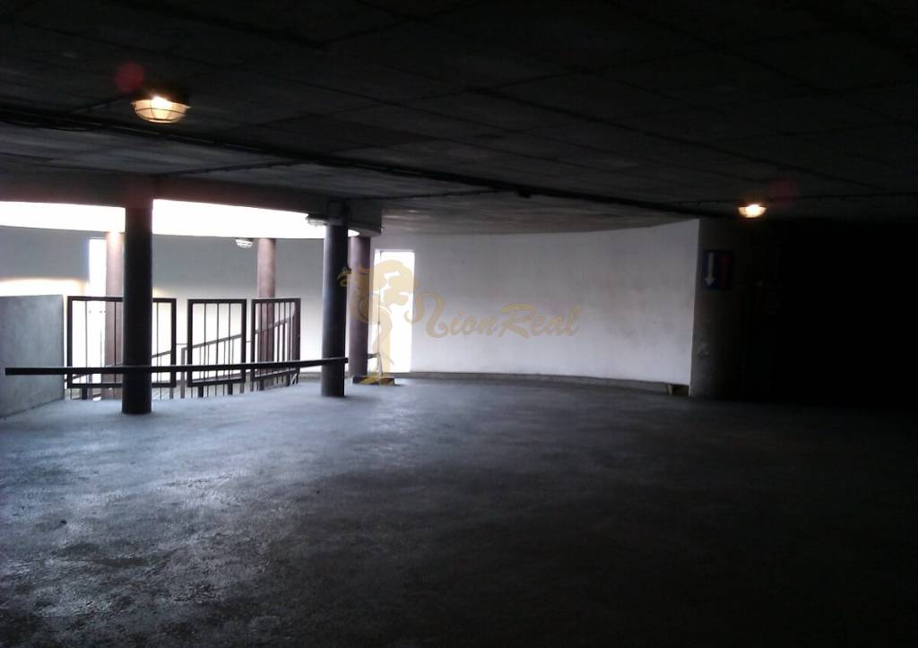 garáž, ul. Dvojkrížna, Vrakuňa - 3