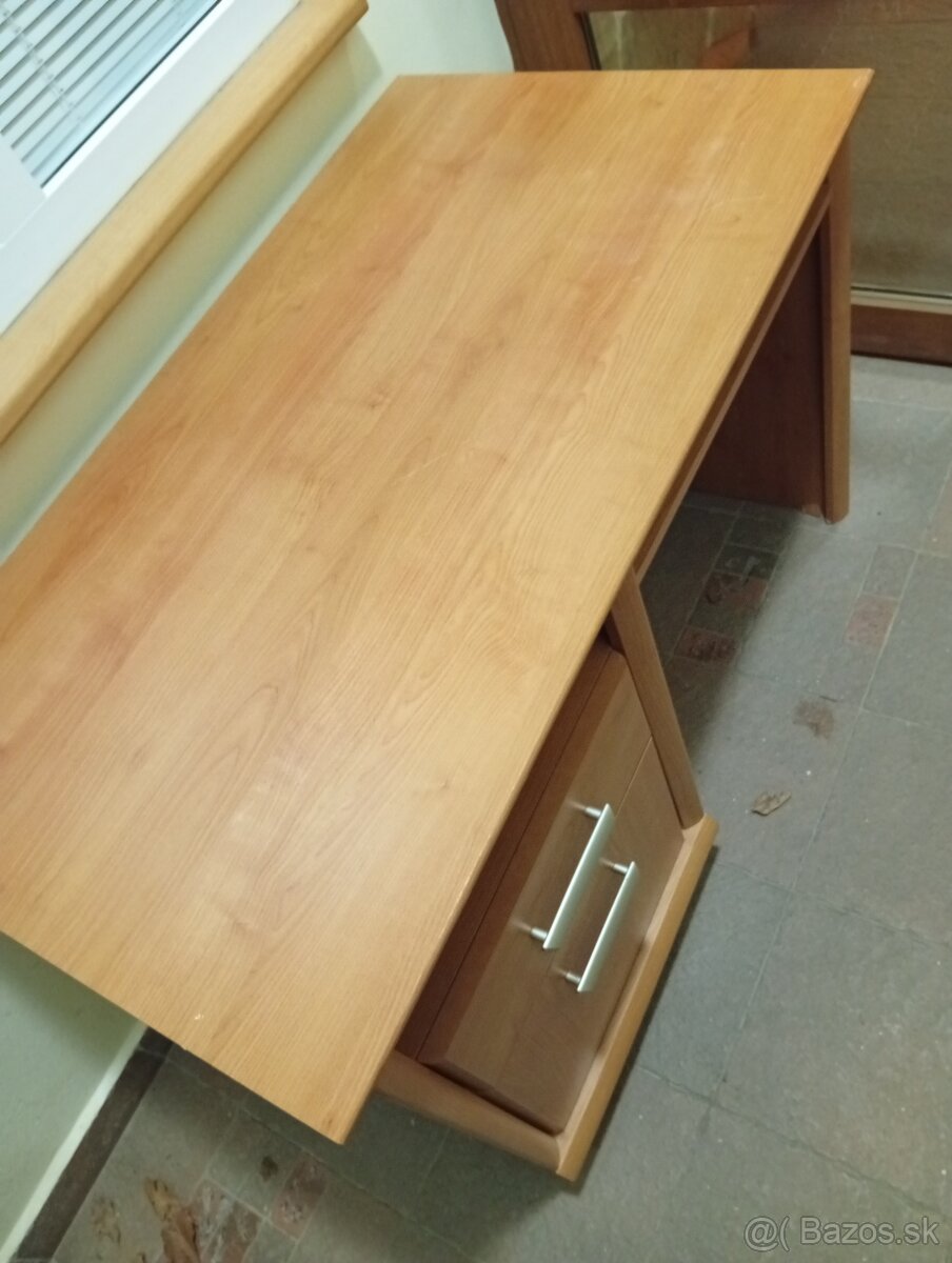 Písací stôl - 3