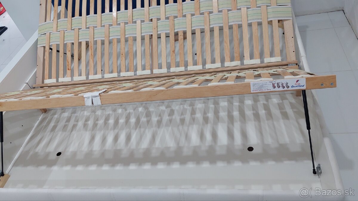 Predám posteľný rám + matrace grátis 200x180 - 3