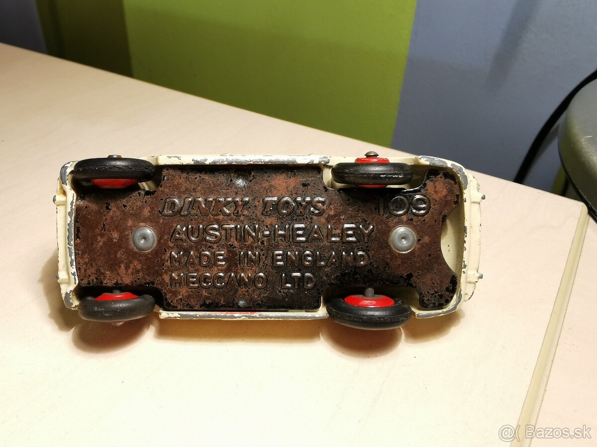 Dinky toys Austin Healey - 3