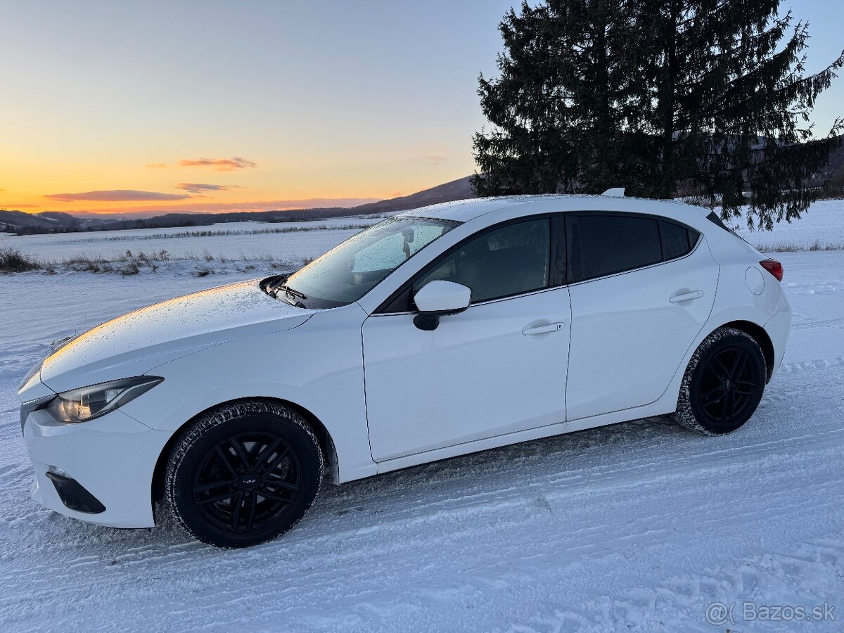 Mazda 3 Skyactiv 2.2 D 110kw RV 2014 - 3